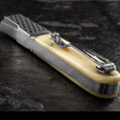 Andre De Villiers Gambler Bone NLA Folding Knife -GearNest Shop ADV GAMB BONE NLA.3 56372.1672829801.1280.1280 43030.1672839563