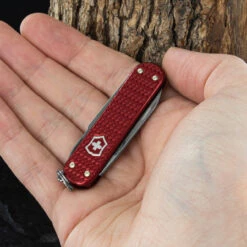 Victorinox Classic Precious Alox -GearNest Shop BMC 06221401G.1 54150.1648563199