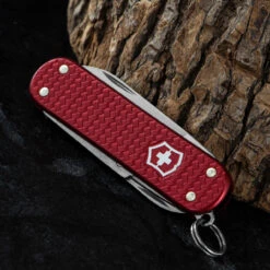 Victorinox Classic Precious Alox -GearNest Shop BMC 06221401G.2 32933.1648563198