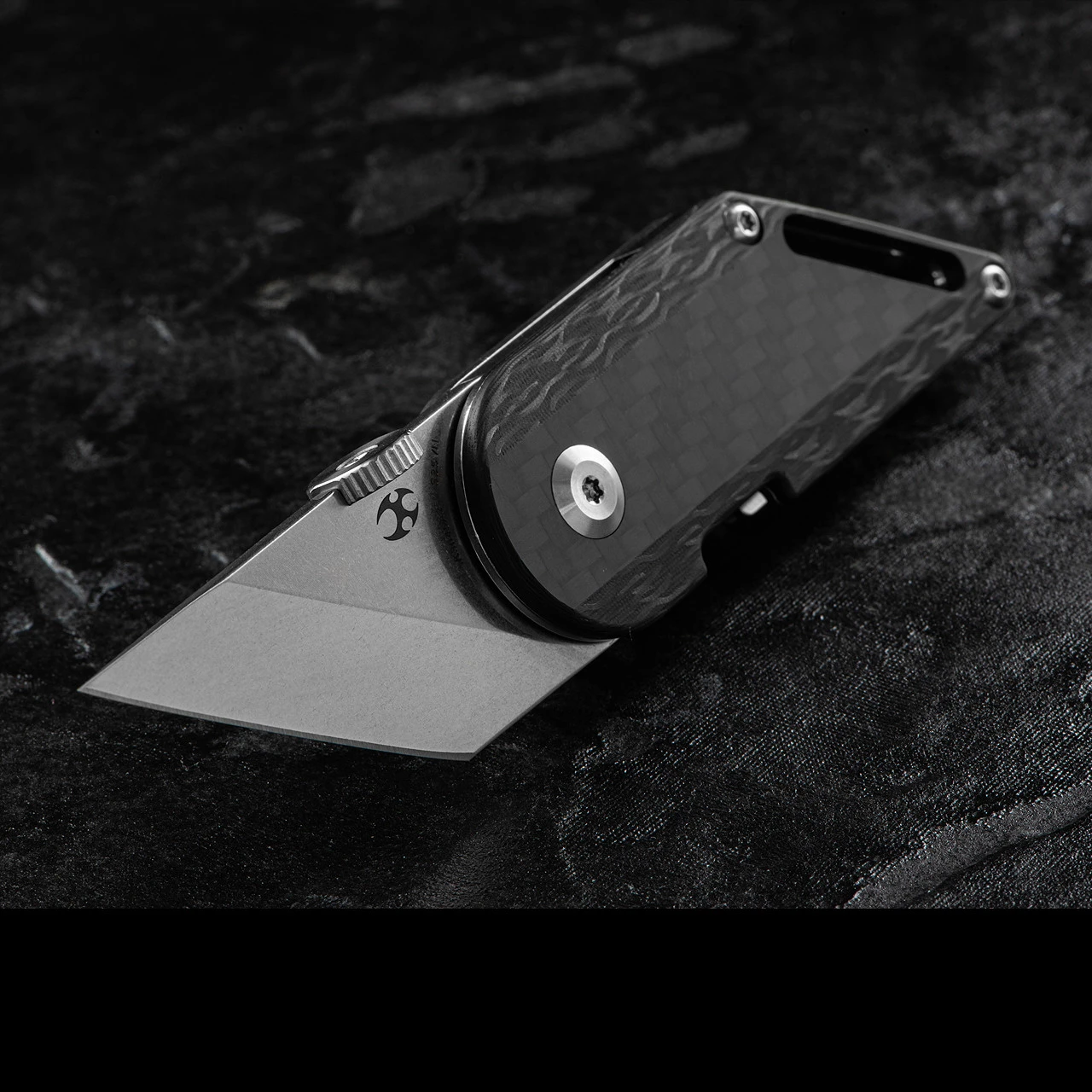 Kansept Pinkerton Dash Carbon Fibre Folding Knife 2 Kansept Pinkerton Dash Carbon Fibre Folding Knife - Image 2