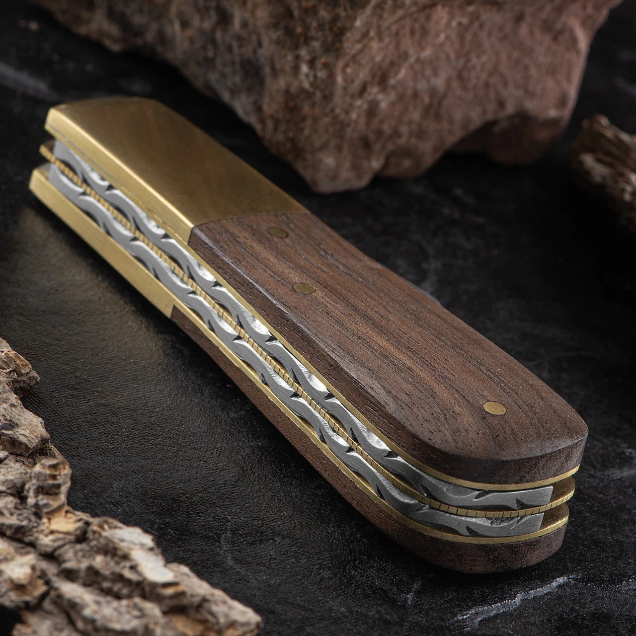 Michael May Barlow Walnut Folding Knife 6 Michael May Barlow Walnut Folding Knife - Image 6