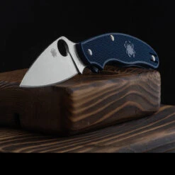 Spyderco UK Penknife Lightweight Dark Blue CPM SPY27 7 Spyderco UK Penknife Lightweight Dark Blue CPM SPY27 -GearNest Shop SC94PCBLdet4 21728.1694442613