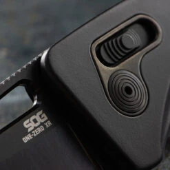 SOG One-Zero XR Black -GearNest Shop SOG 12 73 03 57.2 15188.1694015259.1280.1280 41780.1694178206