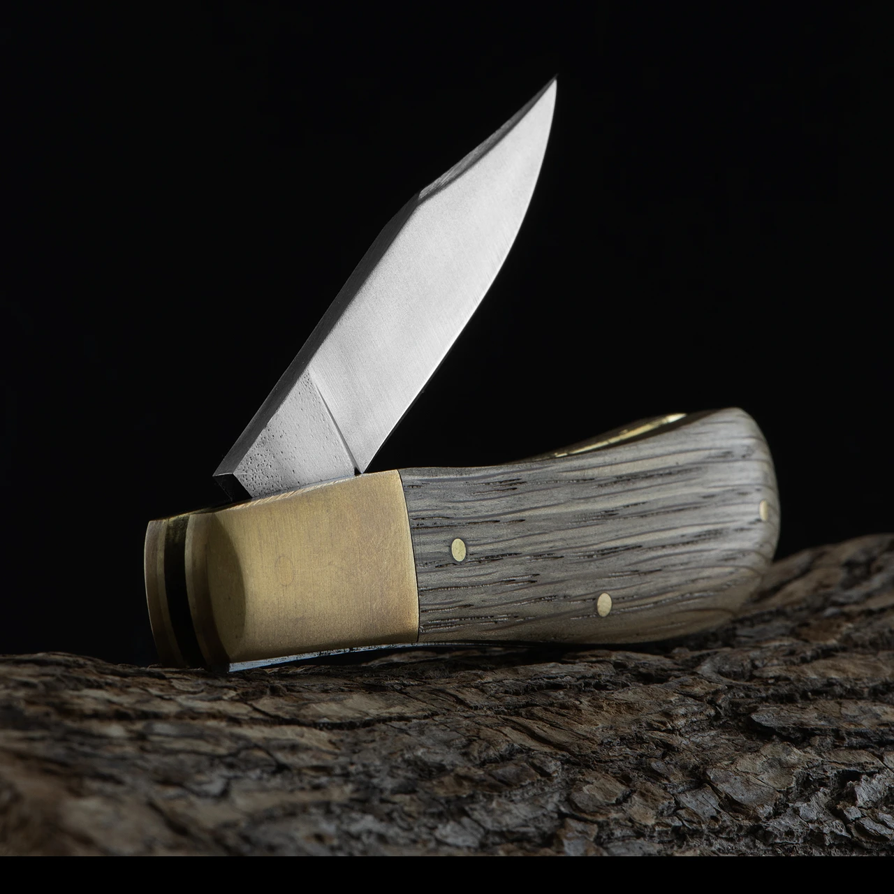 Michael May Barlow Oak Folding Knife 1 Michael May Barlow Oak Folding Knife