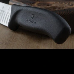 Victorinox Swiss Classic Slicing Knife -GearNest Shop slicing2 44915.1648462957