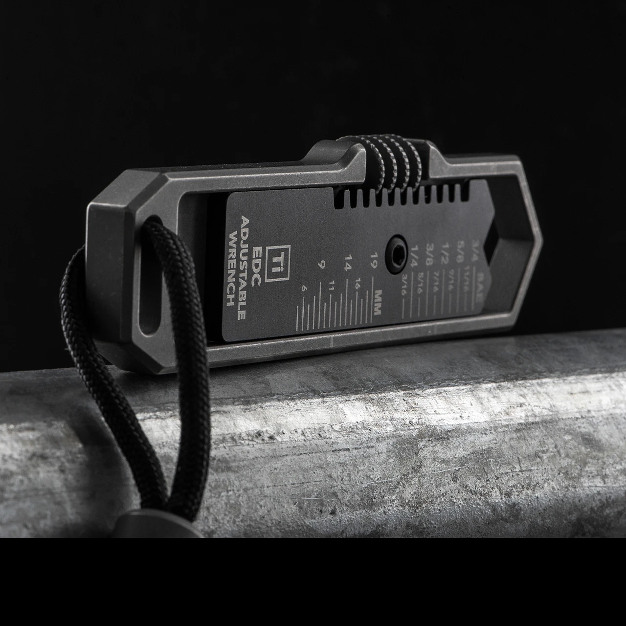 BIGiDESIGN Ti EDC Wrench 4 BIGiDESIGN Ti EDC Wrench - Image 4