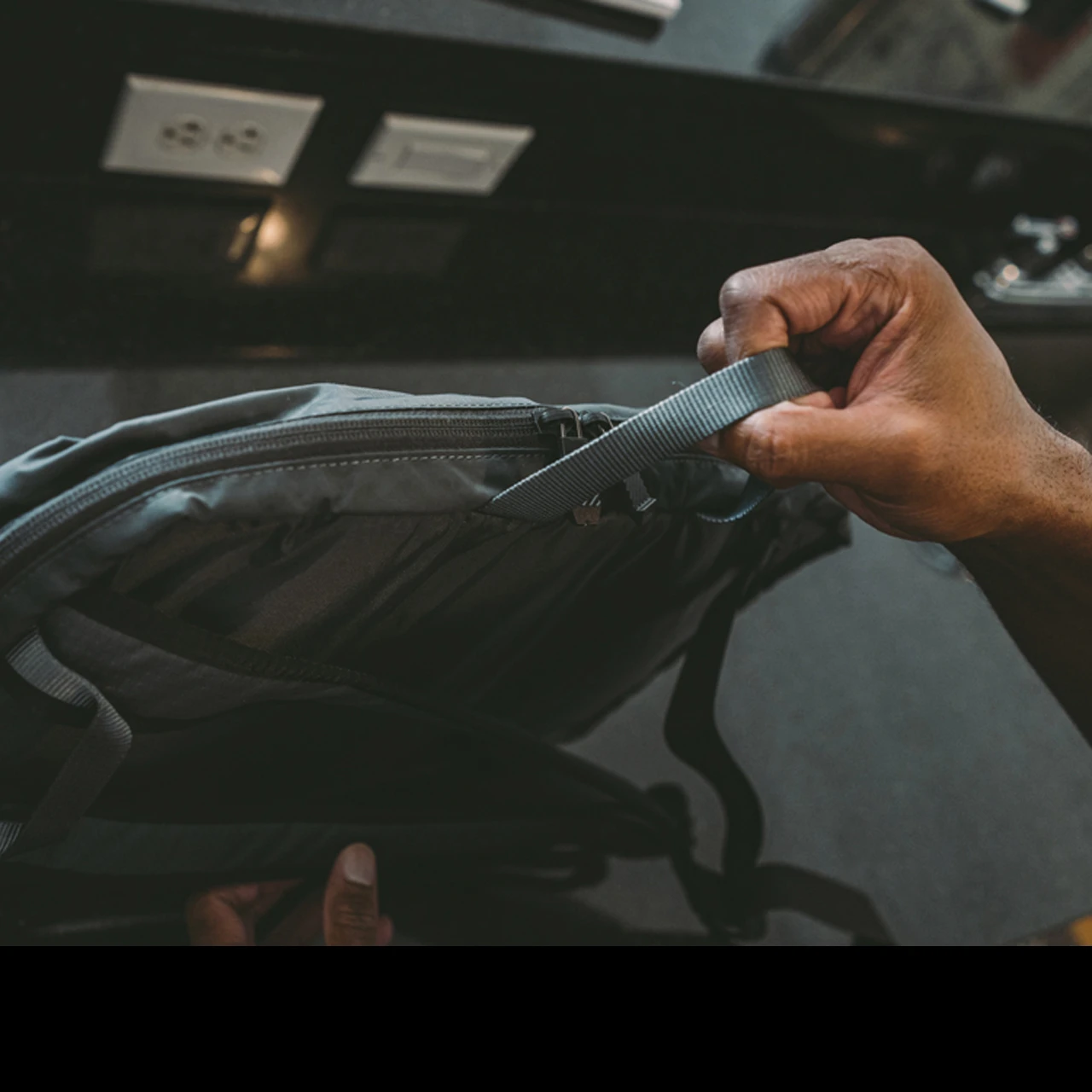 SOG Surrept 12 CS Reversible Carry System 6 SOG Surrept 12 CS Reversible Carry System - Image 6