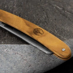 Boker "The Celebrated" Olive Razor -GearNest Shop 140327.3 65174.1651675341.1280.1280 61571.1651675363