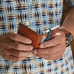 Dango D01 Dapper Bifold Wallet Whiskey Brown -GearNest Shop D01whiskey5BIFOLD 30812.1659536567.1280.1280 80650.1659536619