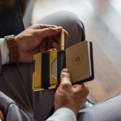 Dango D007 Pen Wallet Limited Edition -GearNest Shop DGO D007 WALLET LE.7 98853.1692796137.1280.1280 09405.1692796716