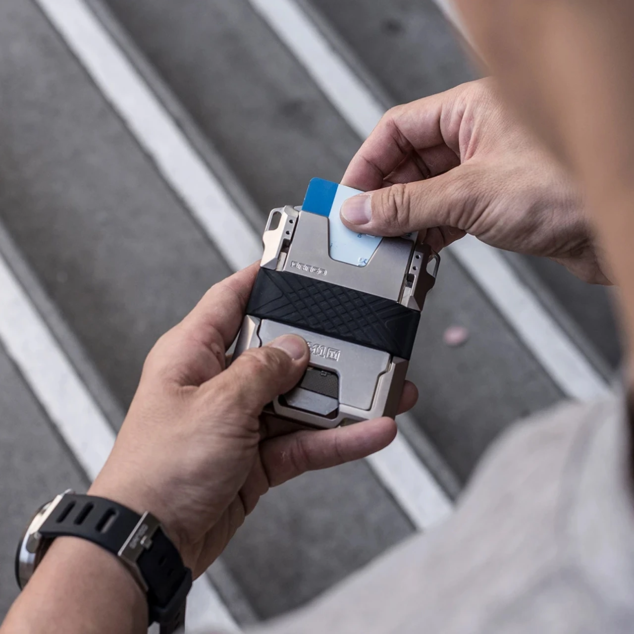 Dango M1 Titanium Maverick Tactical Wallet 13 Dango M1 Titanium Maverick Tactical Wallet - Image 13