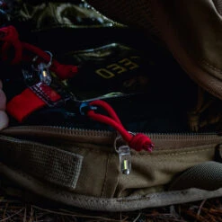 Glow Rhino Spark Glow Fob -GearNest Shop GLRSPARK.1 60919.1676374445