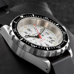 Marathon Arctic Diver's Quartz (TSAR) Large -GearNest Shop MA WW194007SS 0530.3 89955.1649841003.1280.1280 56817.1649847615