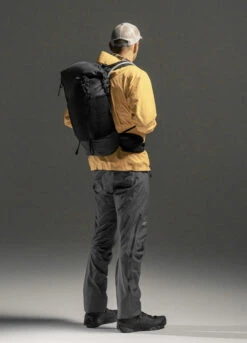 Matador Freerain 28 Waterproof Packable Backpack 15 Matador Freerain 28 Waterproof Packable Backpack -GearNest Shop MAT FR283001BKdet3 20744.1634142026