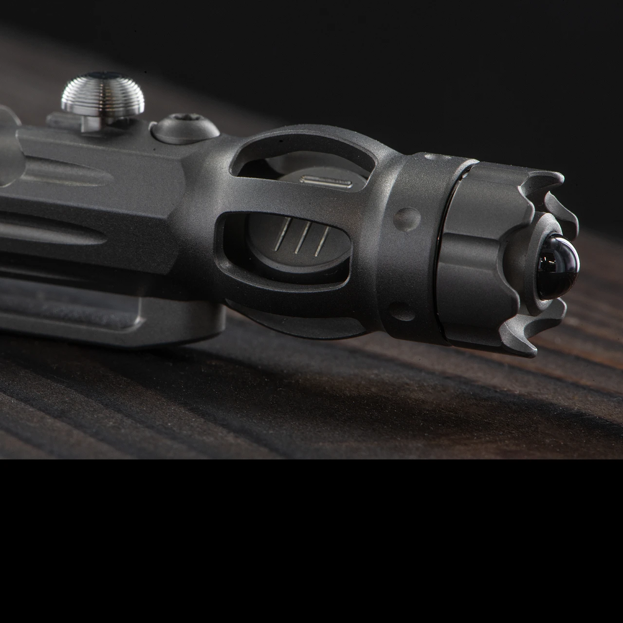 We Knife Baculus Spinner Titanium Pen 5 We Knife Baculus Spinner Titanium Pen - Image 5