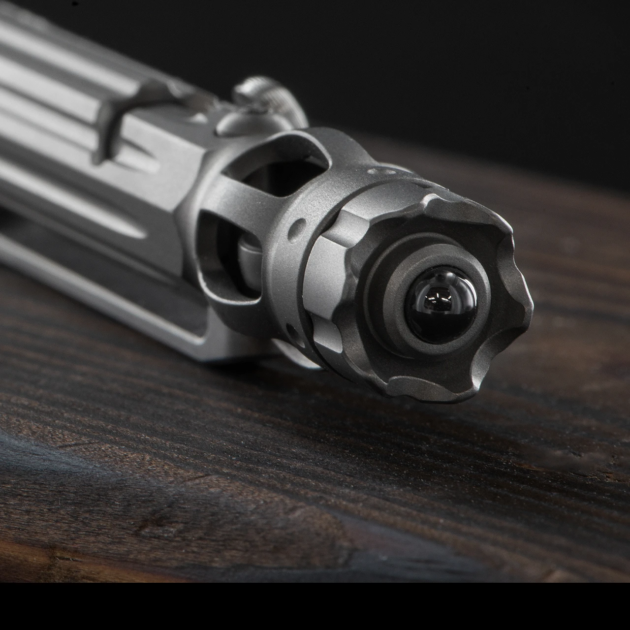 We Knife Baculus Spinner Titanium Pen 4 We Knife Baculus Spinner Titanium Pen - Image 4