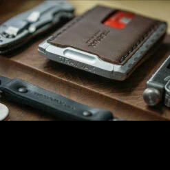 Trayvax Venture Billfold Wallet -GearNest Shop billfold4 97001.1656951312.1280.1280 17509.1657020514