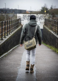 Magforce Gemini Sling Bag -GearNest Shop geminiKFdet4 94924.1645022896.1280.1280 18508.1645024377